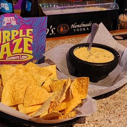 Mama's Place - Crawfish Queso with Chips