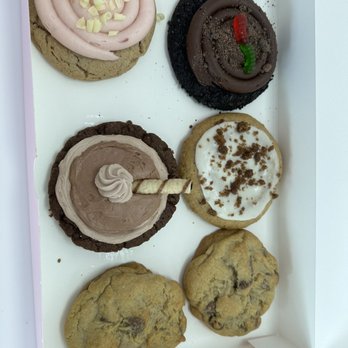 Crumbl - Clearwater - Milk chocolate, chocolate chip, dirt cake and banana bread flavors - Bakeries Near Me - Clearwater, Florida