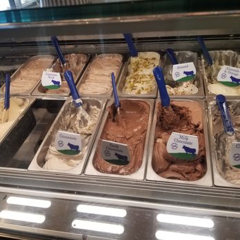 Gelato Cimmino - More options... a lot of great choices - Gelato Near Me - Scottsdale, Arizona