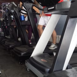 Atlética Fitness Center - Ergometria e máquinas de abdominal.