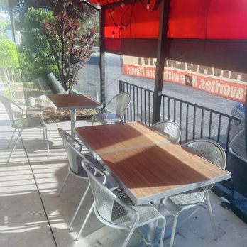 Burnin' Grill - Outside patio - Hawaiian Near Me - Santa Clarita, California Burnin' Grill - Outside patio - Hawaiian Near Me - Santa Clarita, California
