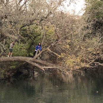 Geronimo Creek Retreat - Vacation Rentals Near Me - Seguin, Texas Geronimo Creek Retreat - Vacation Rentals Near Me - Seguin, Texas