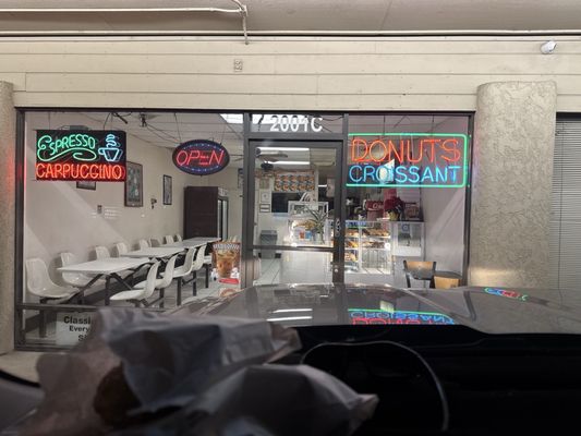 Kenny's Donut by null