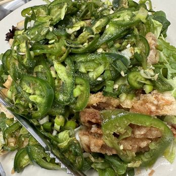 Yoo's Place - Chicken mixed salad and kick of jalapeños slices - Korean Near Me - Irvine, California