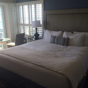 Sand Pebbles Inn - Ocean front King with patio - Hotels Near Me - Cambria, California Sand Pebbles Inn - Ocean front King with patio - Hotels Near Me - Cambria, California