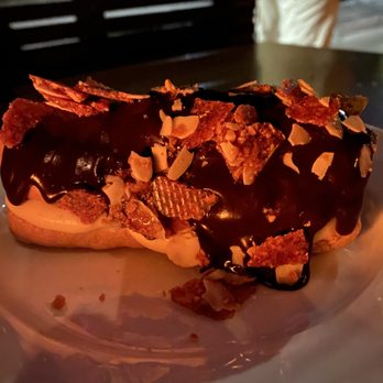 Westerns Laundry - Eclair - British Near Me - London, XGL