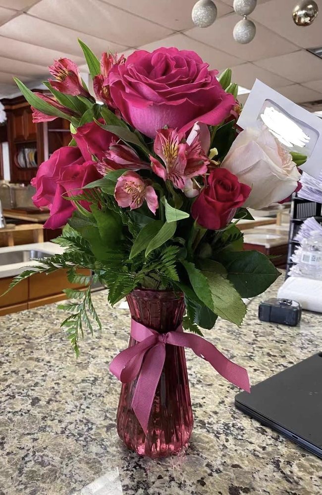 SIMPLY FLOWERS Updated September 2024 2028 Paxton St