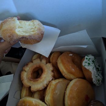 Manna Donuts - A dozen donuts - Donuts Near Me - Chino Hills, California