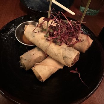 Soothr - Duck roll - Thai Near Me - New York, New York