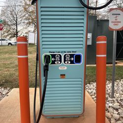 Ionna - Ionna CCS Charger (also has NACS)
