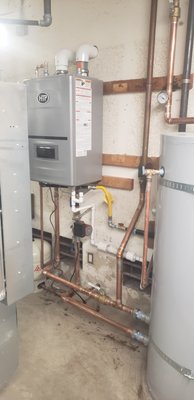 my first project was a tank water heater In 2014 .
I was so excited to do it .since then I have done hundreds of them . - this tankless water heater was install 5 years ago in commercial laundromat located at Rancho Cordova. the other tank water heater I installed 4 weeks ago in an outside closet for homeowner located in Sacramento.