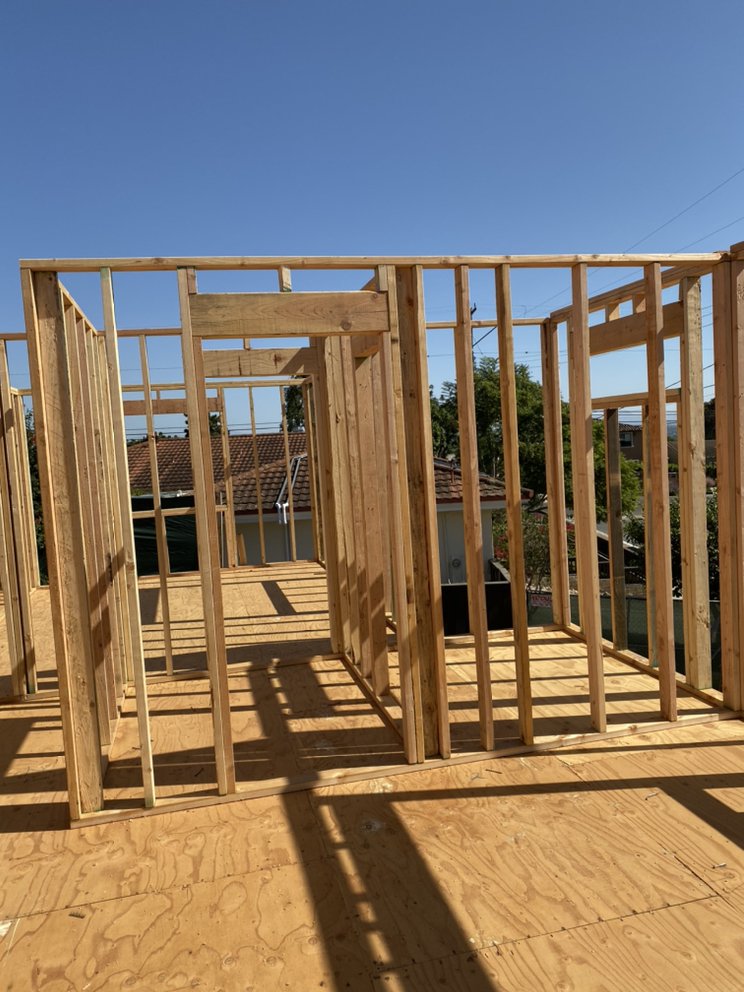 Slide of Economico Construction