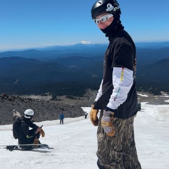High Cascade Snowboard Camp - Ski Resorts Near Me - Sandy, Oregon High Cascade Snowboard Camp - Ski Resorts Near Me - Sandy, Oregon