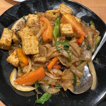 Luck Gai Cafe - Drunken Noodles - Chicken Shop Near Me - Anaheim, California Luck Gai Cafe - Drunken Noodles - Chicken Shop Near Me - Anaheim, California