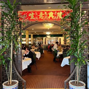 Great Eastern Restaurant - Inside - Dim Sum Near Me - San Francisco, California