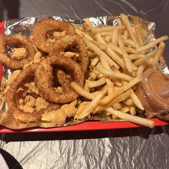 King Cajun Crawfish - Popcorn Crawfish Platter - Cajun/Creole Near Me - Orlando, Florida