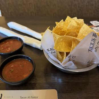 Azteca D'Oro Mexican Restaurant Winter Garden - SIDE CHIPS & SALSA - Mexican Near Me - Oakland, Florida Azteca D'Oro Mexican Restaurant Winter Garden - SIDE CHIPS & SALSA - Mexican Near Me - Oakland, Florida