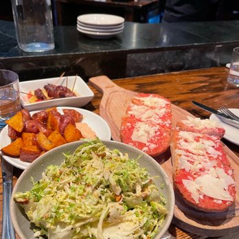 Cafe Ba-Ba-Reeba! - Happy hour spread - Spanish Near Me - Chicago, Illinois Cafe Ba-Ba-Reeba! - Happy hour spread - Spanish Near Me - Chicago, Illinois