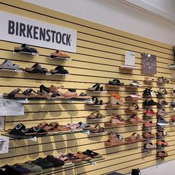 Belleza Ropa - So many shoes!