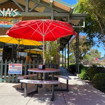 Lahaina's - Outside - Burgers Near Me - San Luis Obispo, California
