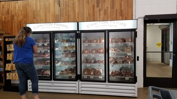 Carlton Farms by null