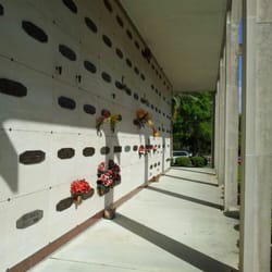 Chapel Hill Gardens
