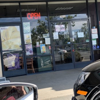 Blenzers - Second time I've come at 9:58 am when their posted hours say they open at 9. Again they need to change the hours. They were closed - Juice Bars & Smoothies Near Me - Castro Valley, California Blenzers - Second time I've come at 9:58 am when their posted hours say they open at 9. Again they need to change the hours. They were closed - Juice Bars & Smoothies Near Me - Castro Valley, California