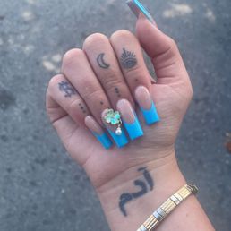 French tip acrylic nails $105 French tip acrylic nails $105