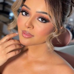 Honey's Beauty Lounge - Makeup & hair