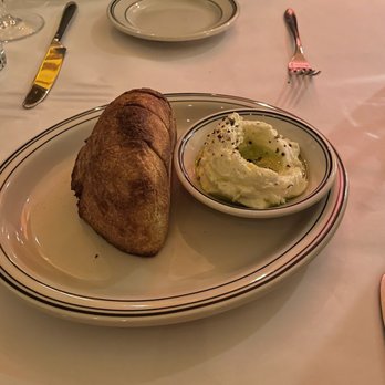 Wright’s Tavern - House bread - Steakhouses Near Me - Clayton, Missouri Wright’s Tavern - House bread - Steakhouses Near Me - Clayton, Missouri