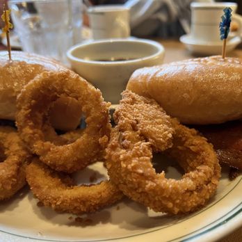 Crystal Creek Cafe - Burger dip with onion rings, yummy - Breakfast & Brunch Near Me - Bothell, Washington