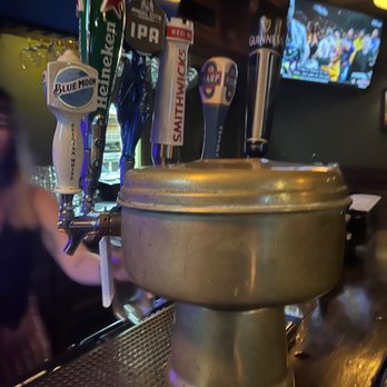 Casey's Irish Pub - On tap options - Pubs Near Me - Los Angeles, California