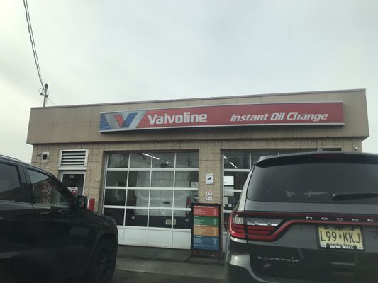 Valvoline Instant Oil Change Amherst Street Nashua Nh VALVOLINE INSTANT OIL CHANGE - Updated June 2025 - 15 Photos & 47