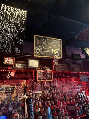 Double Down Saloon by null