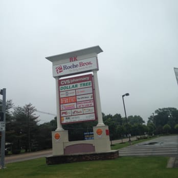 RK Center - RK Center of Easton -- 2-25 Roche Bros Way, Easton Sign - Shopping Centers Near Me - Easton, Massachusetts RK Center - RK Center of Easton -- 2-25 Roche Bros Way, Easton Sign - Shopping Centers Near Me - Easton, Massachusetts