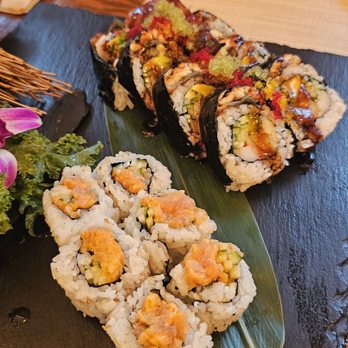 Cafe Ile - Spicy yellowtail roll (3/5) and super dragon roll (4/5) - Sushi Bars Near Me - McLean, Virginia