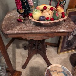 Tallulah & Stella's Estate Sale Service
