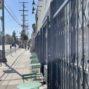 Bodega Park - Outdoor sitting great for dog owners - Sandwiches Near Me - Los Angeles, California