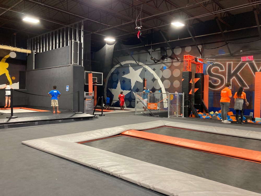 SKY ZONE TRAMPOLINE PARK 13 Reviews 1220 NW Broad St, Murfreesboro, Tennessee Trampoline