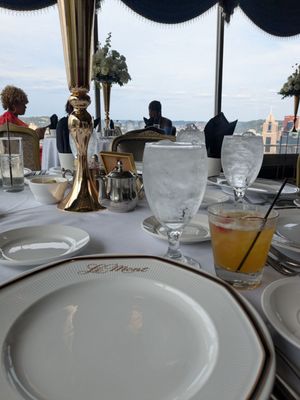 Le Mont Restaurant by null