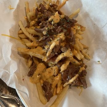 Cafe Patio - Bulgogi Fries / 불고기 프라이스 - Chinese Near Me - Fullerton, California Cafe Patio - Bulgogi Fries / 불고기 프라이스 - Chinese Near Me - Fullerton, California