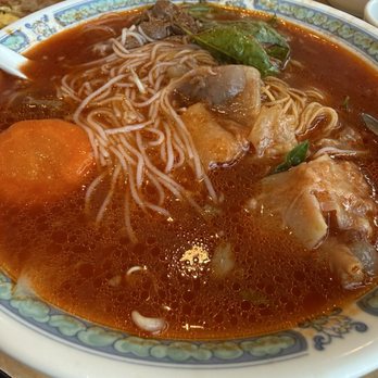 Luu New Tung Kee Noodle - Beef stew soup with yellow and white noodles - Chinese Near Me - Milpitas, California Luu New Tung Kee Noodle - Beef stew soup with yellow and white noodles - Chinese Near Me - Milpitas, California