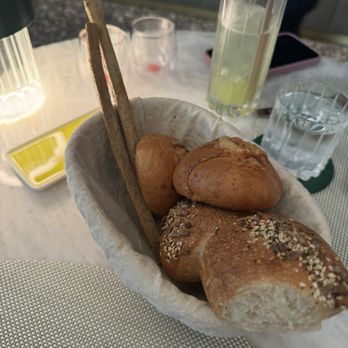 Le Jardinier - Complimentary bread - French Near Me - Houston, Texas Le Jardinier - Complimentary bread - French Near Me - Houston, Texas