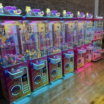 Funky Boba Lounge - Claw Machines - Ramen Near Me - Highwood, Illinois