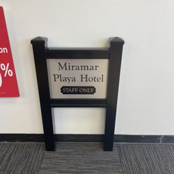 Fastsigns - Sign kits of all styles and sizes.
