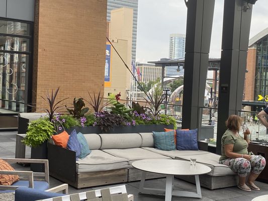 Pivot Bar and Balcony by null