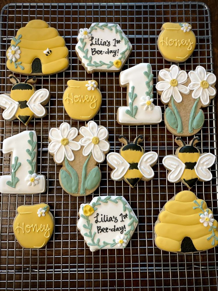 THE COFFEE SHOP Updated September 2024 15 Photos 805 Prairie St