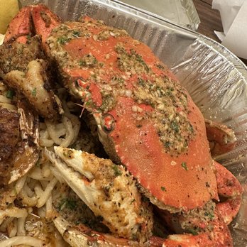 Chef Smelly's - Dungeoness crab boiled alive. Delicious. - Cajun/Creole Near Me - Oakland, California Chef Smelly's - Dungeoness crab boiled alive. Delicious. - Cajun/Creole Near Me - Oakland, California