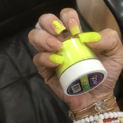 Star Nails & Tanning - Glow in the dark