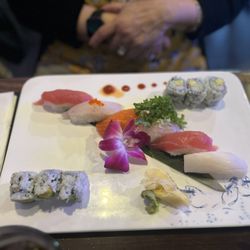 Wasabi2 - Sushi lunch special.